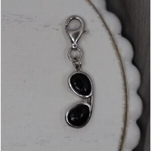 18k White Gold Sunglasses Charm 3.30G / 1.3in